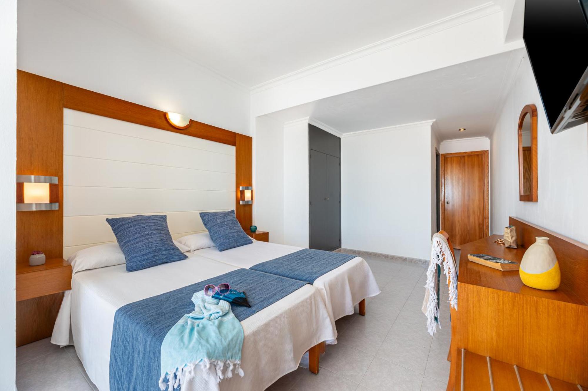 Hotel Vibra Vila Ibiza Town Exterior photo